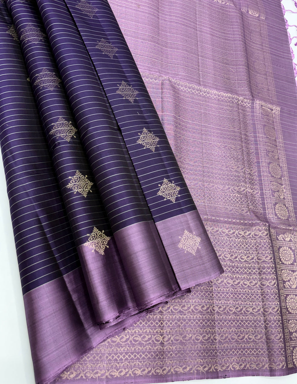 VSF972 - violet color body & lavender color pallu,blouse - Pure silk saree