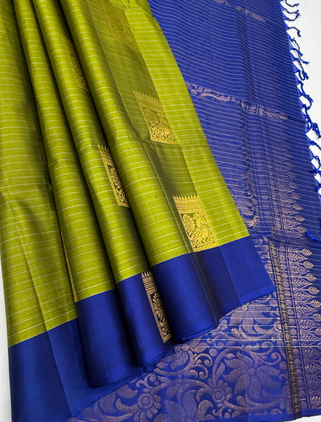VSF973 - green color body & royal blue color pallu,blouse - Pure silk saree